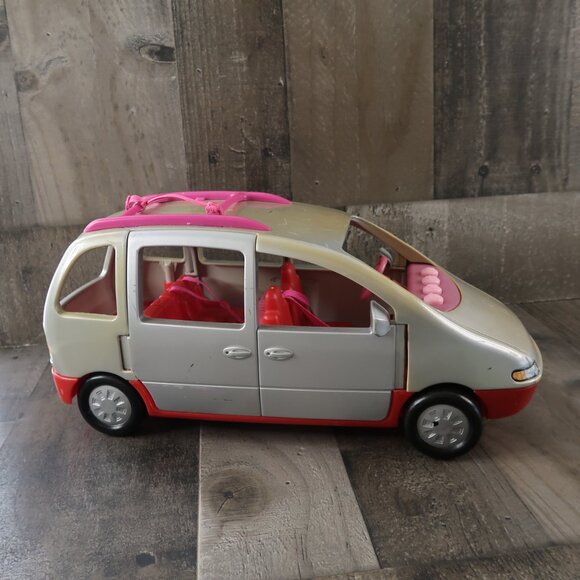 1999 Fisher Price Loving Family Silver Grey Mini Van Musical Makes Sounds WORKS! - Picture 3 of 8